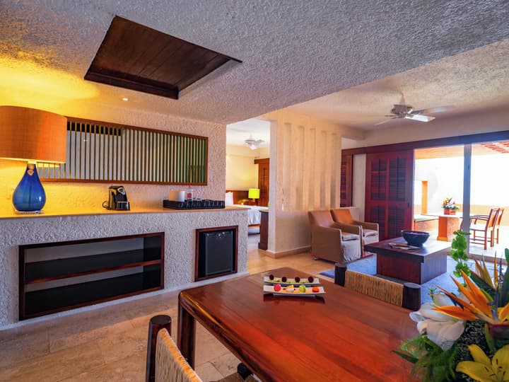 Las Brisas Ixtapa