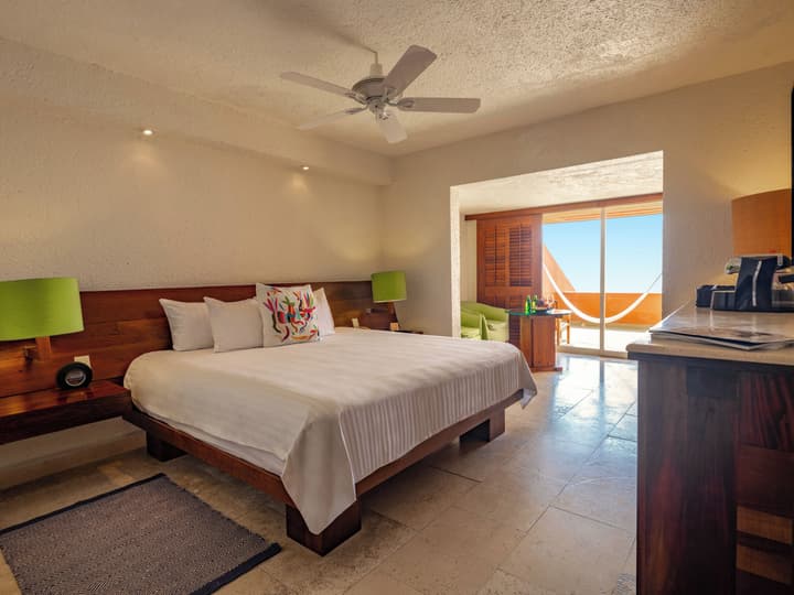 Las Brisas Ixtapa