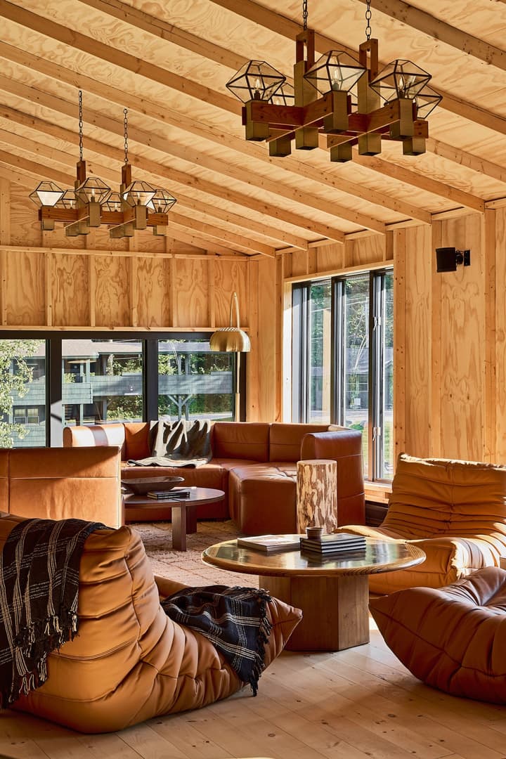Bluebird Cady Hill Lodge