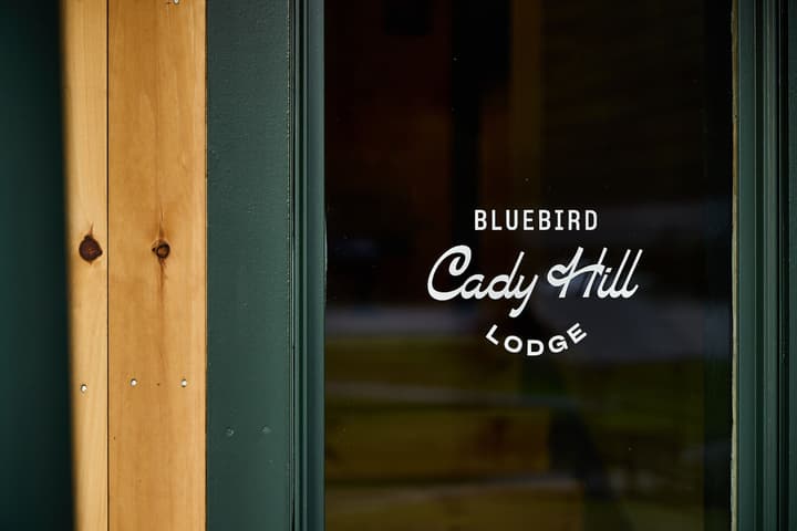 Bluebird Cady Hill Lodge