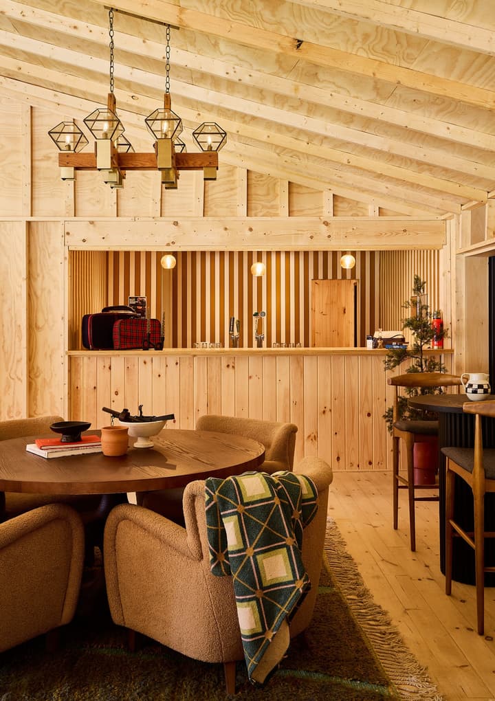 Bluebird Cady Hill Lodge