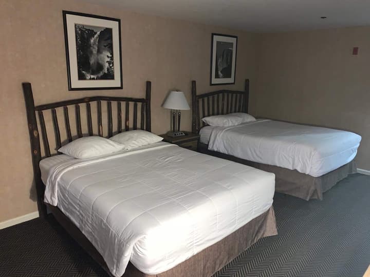 Yosemite View Lodge