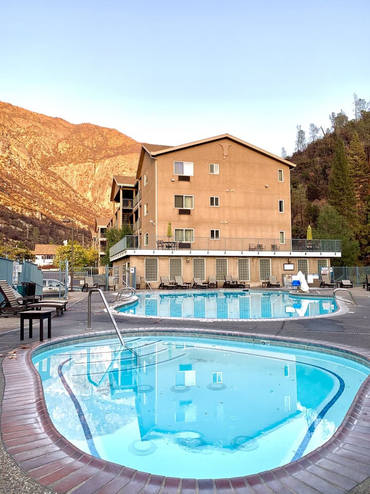 Yosemite View Lodge