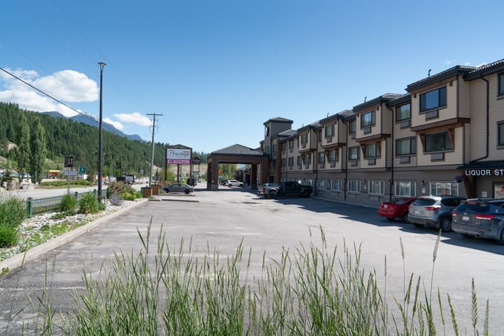 Prestige Golden Hotel