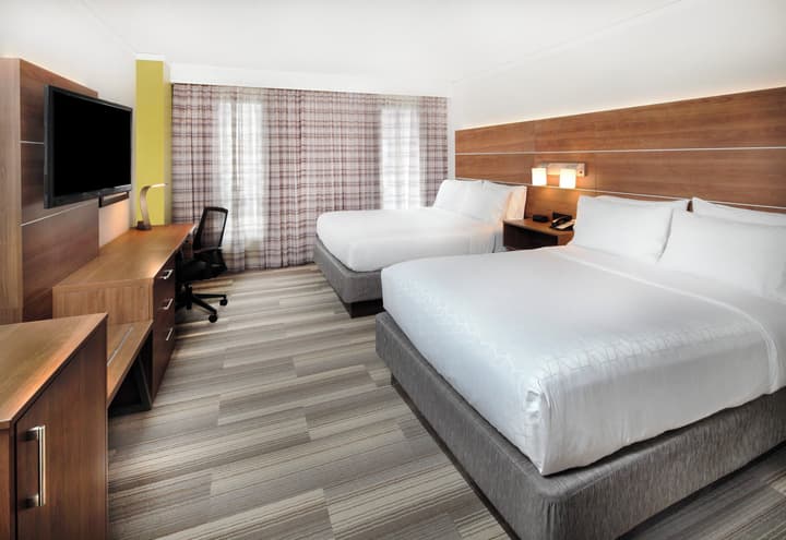 Holiday Inn Express and Suites Fisherman's Wharf by IHG