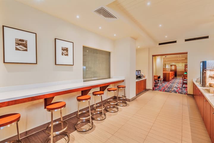 Holiday Inn Express and Suites Fisherman's Wharf by IHG