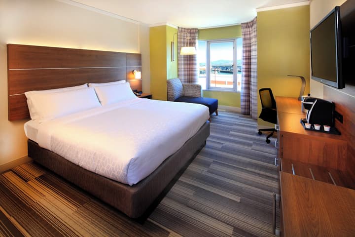 Holiday Inn Express and Suites Fisherman's Wharf by IHG