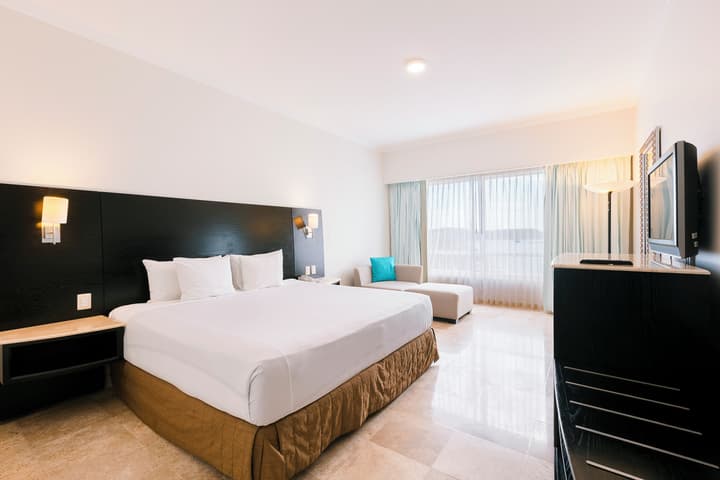 Hotel Azul Ixtapa All Inclusive Beach Resort Convention Center