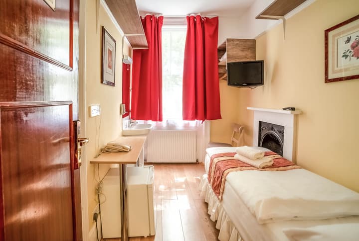 Shakespeare Hotel