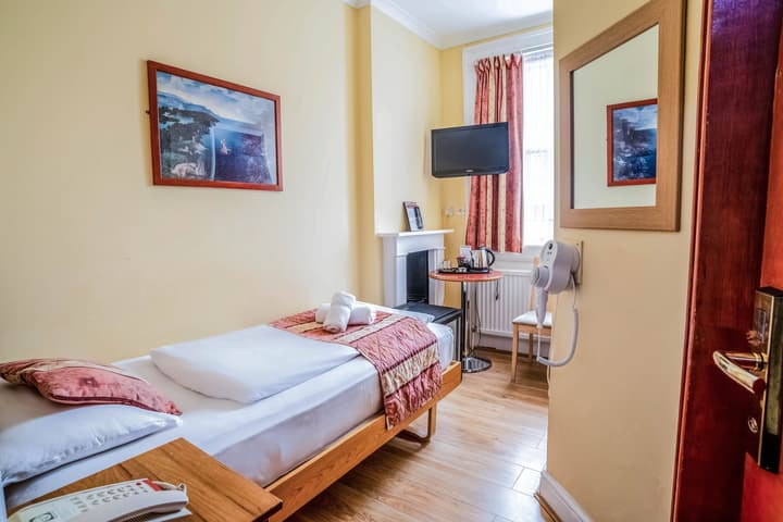 Shakespeare Hotel