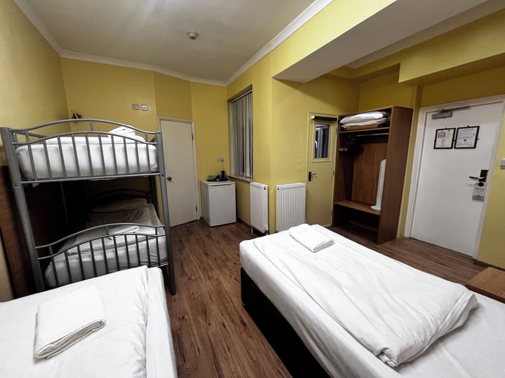 Shakespeare Hotel