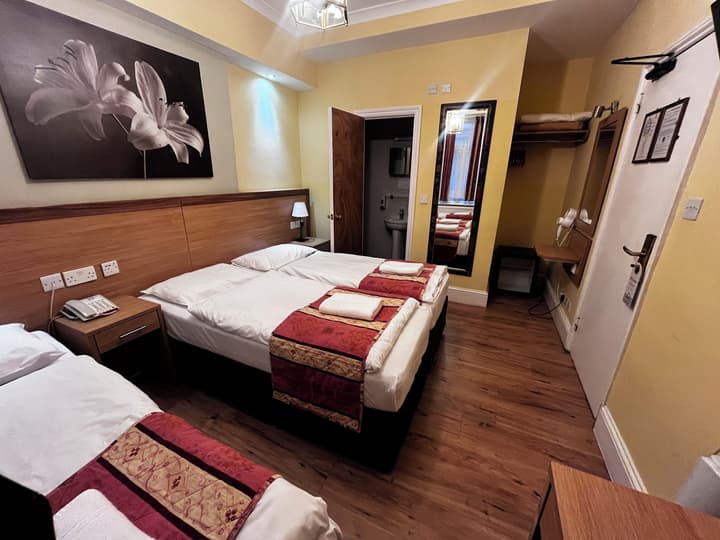 Shakespeare Hotel