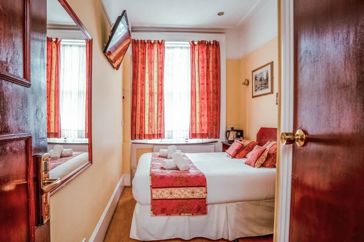 Shakespeare Hotel