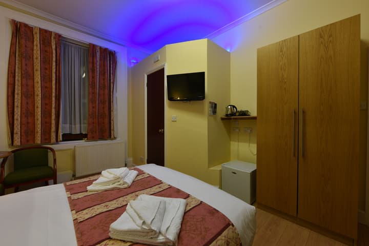 Shakespeare Hotel