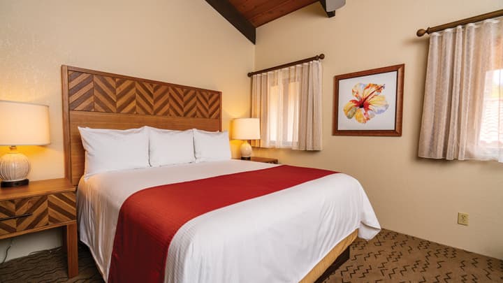 Kona Coast Resort