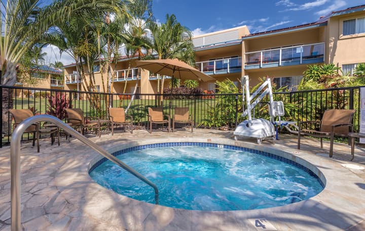 Kona Coast Resort