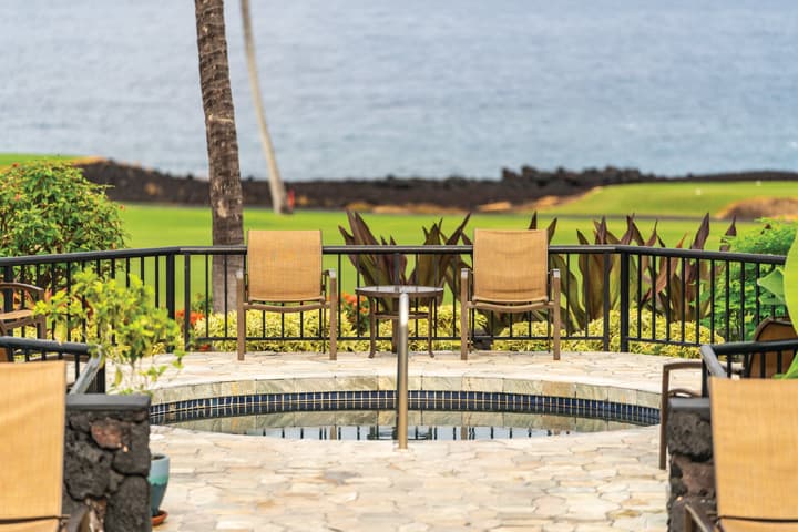 Kona Coast Resort