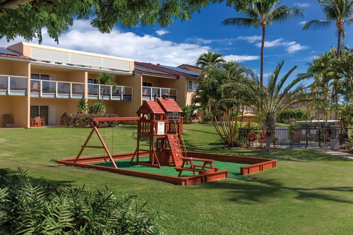 Kona Coast Resort