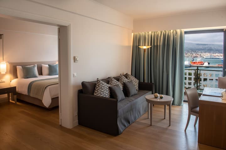 Chios Chandris Hotel