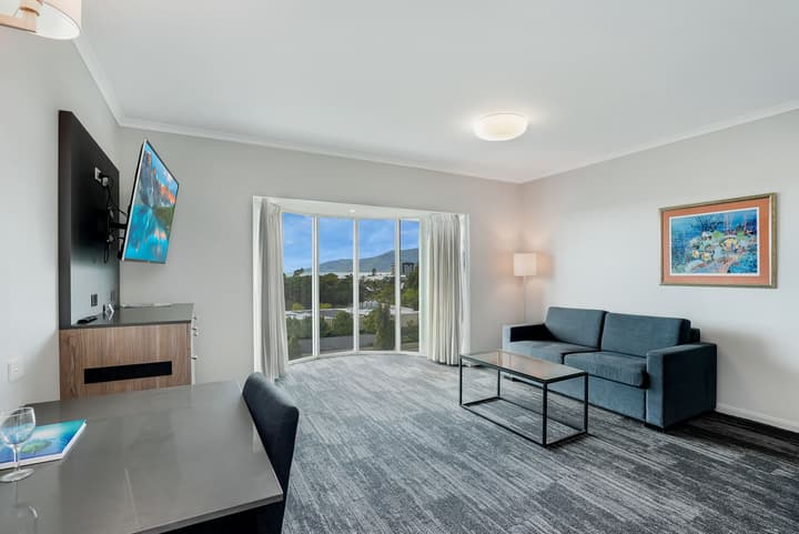 Cairns Sheridan Hotel