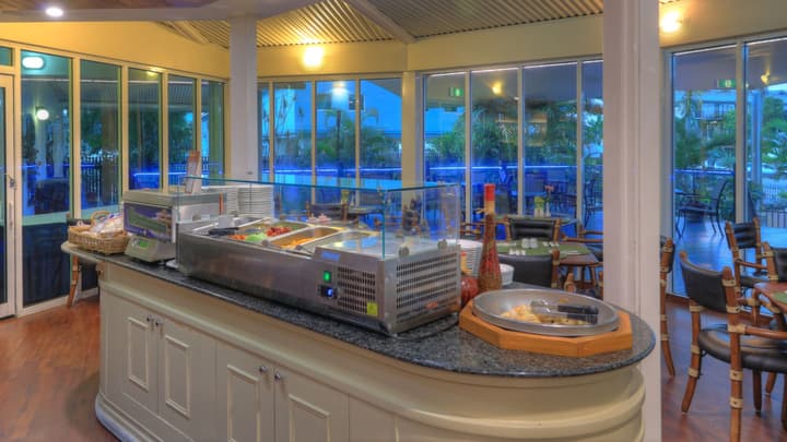 Cairns Sheridan Hotel