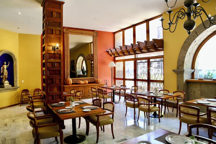Hotel De Mendoza
