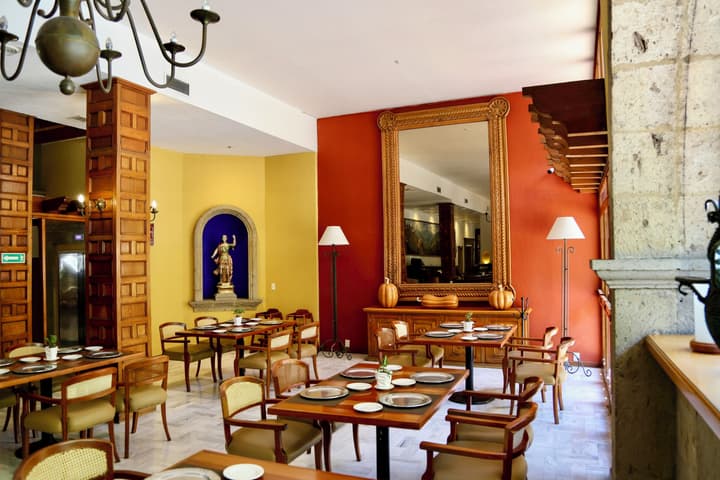 Hotel De Mendoza