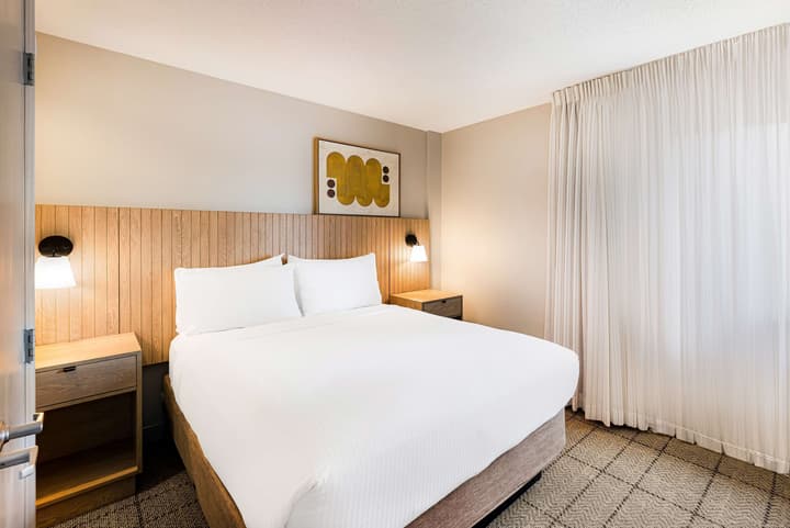Sonesta Simply Suites Jersey City