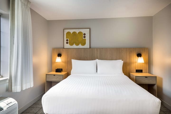 Sonesta Simply Suites Jersey City