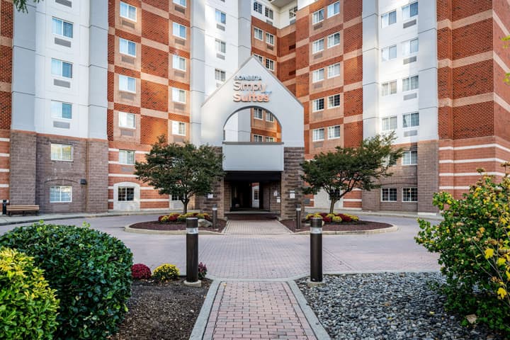 Sonesta Simply Suites Jersey City