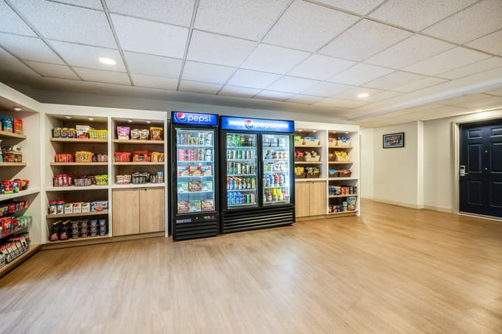 Sonesta Simply Suites Jersey City