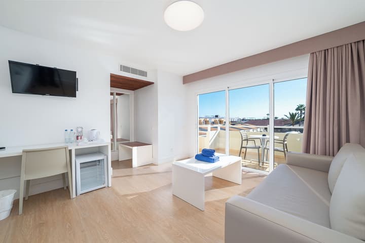Arena Suite Hotel - Adults Only