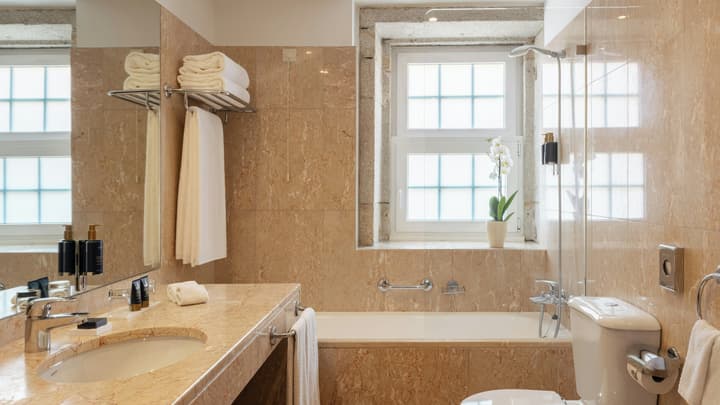 Pestana Vintage Porto Hotel & World Heritage Site