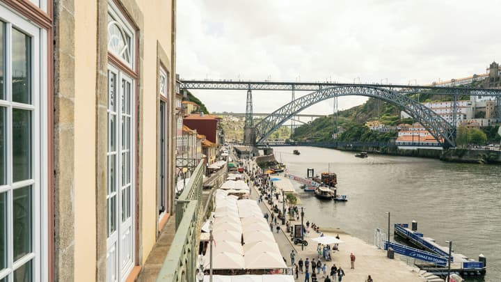Pestana Vintage Porto Hotel & World Heritage Site