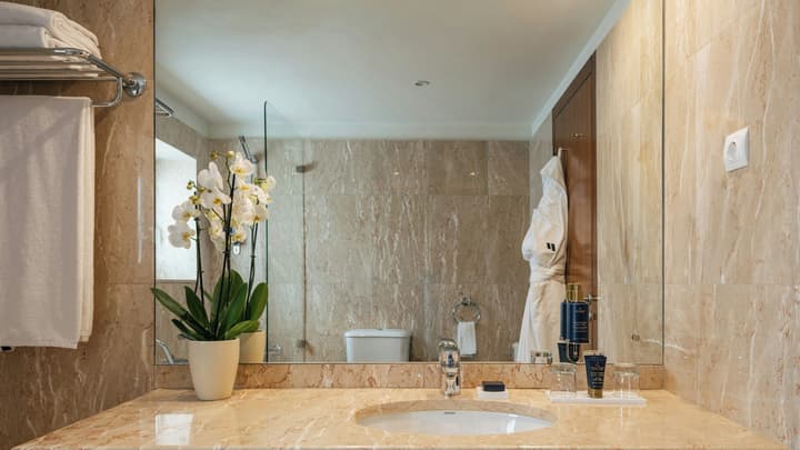Pestana Vintage Porto Hotel & World Heritage Site