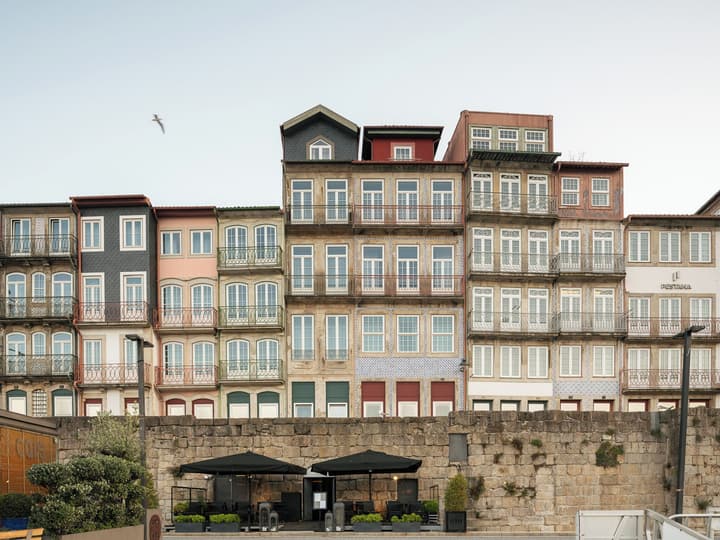 Pestana Vintage Porto Hotel & World Heritage Site