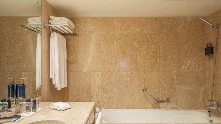 Pestana Vintage Porto Hotel & World Heritage Site