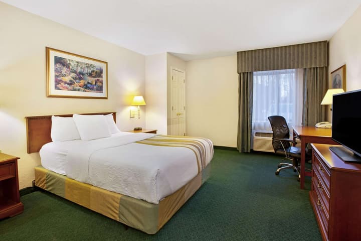 La Quinta Inn by Wyndham Detroit Canton