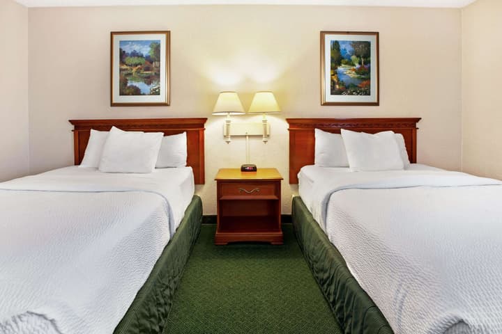 La Quinta Inn by Wyndham Detroit Canton