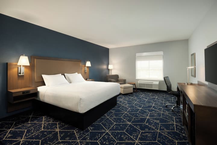 Hyatt Select St. Louis Airport