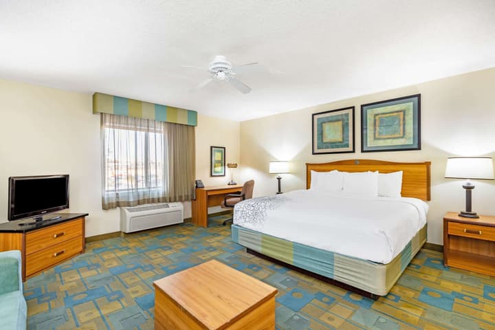 La Quinta Inn & Suites by Wyndham El Paso East