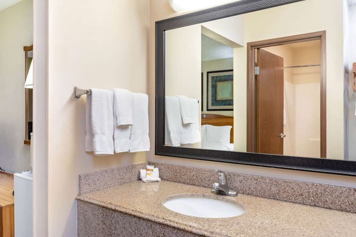 La Quinta Inn & Suites by Wyndham El Paso East