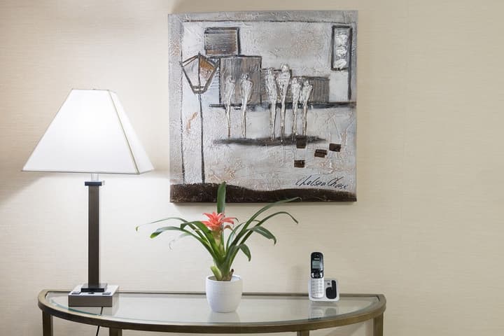 Cartier Place Suite Hotel