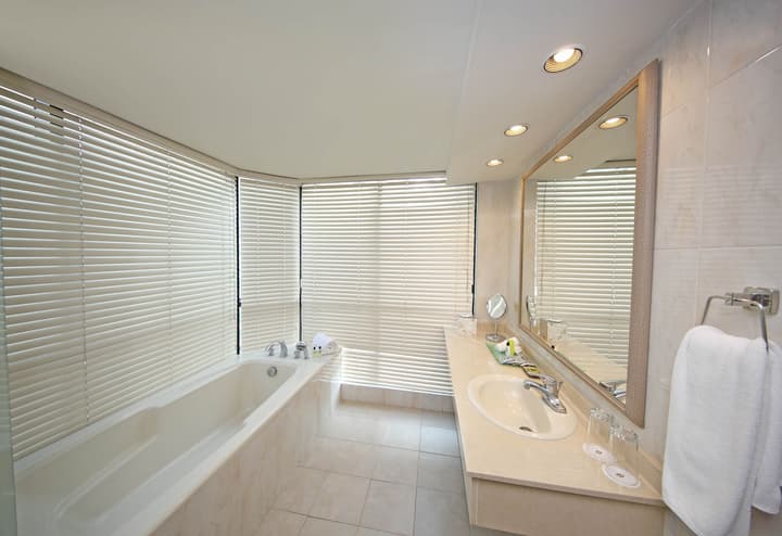 InterContinental Miramar Panama by IHG