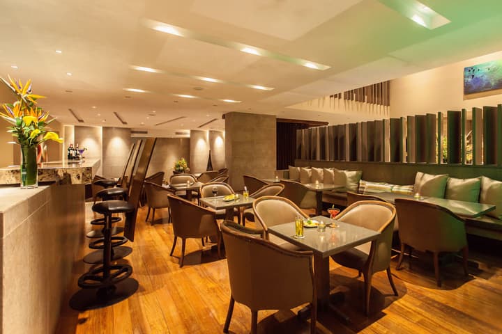 Hotel Rosales Plaza
