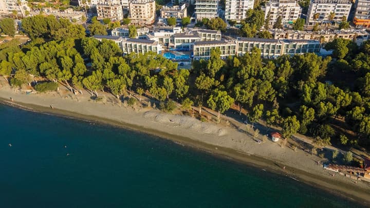 Park Beach Hotel