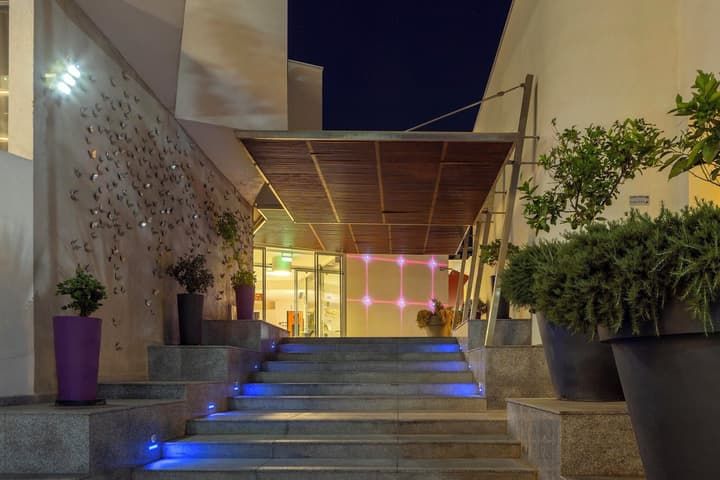 Park Beach Hotel