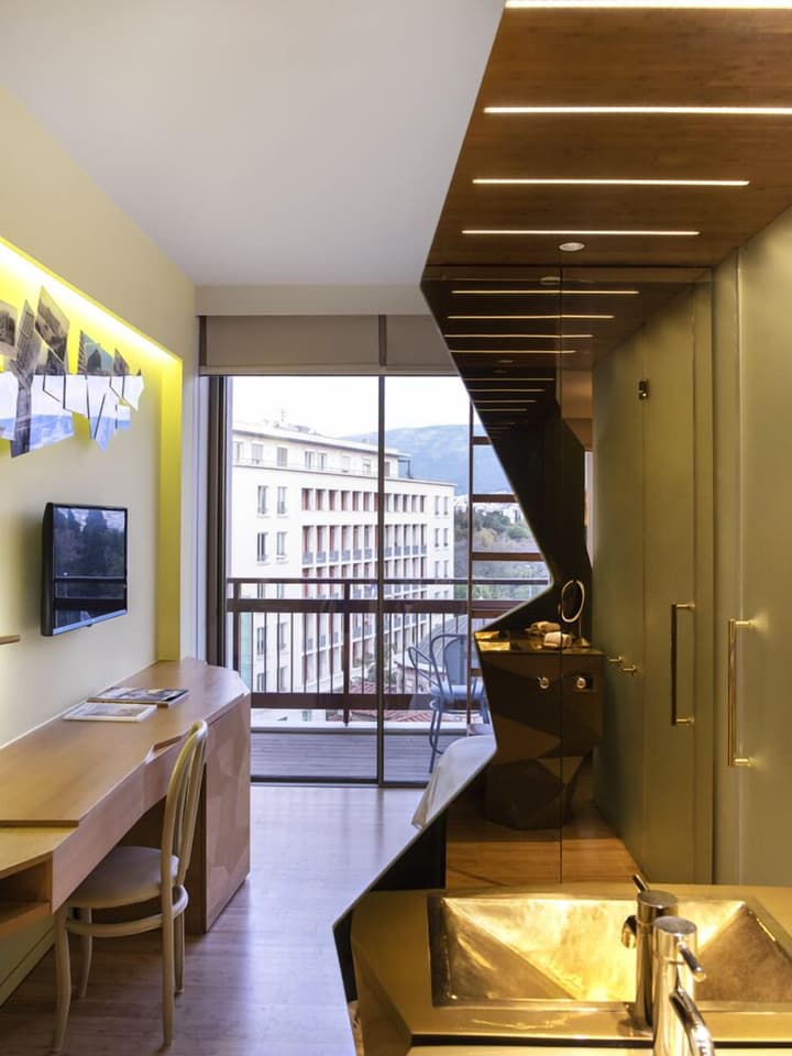 New Hotel