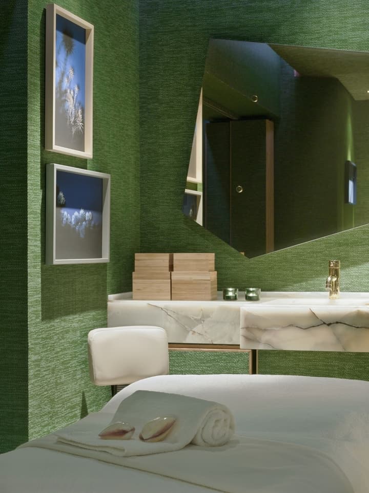 New Hotel