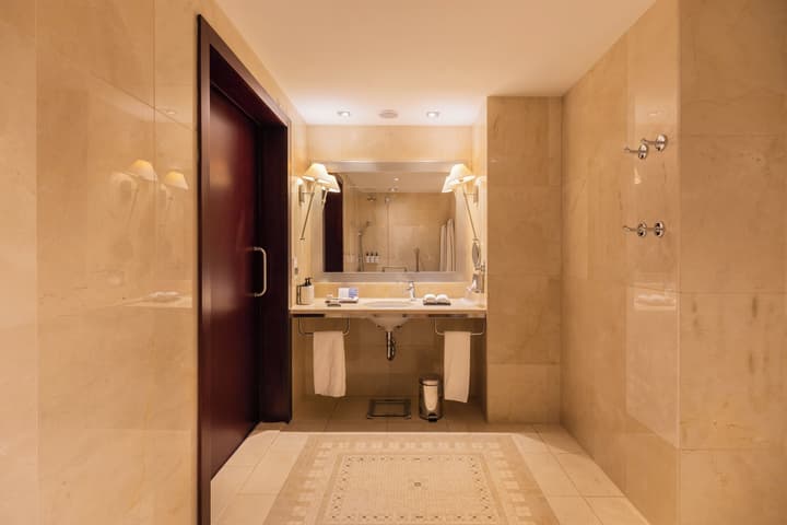 InterContinental Lisbon by IHG
